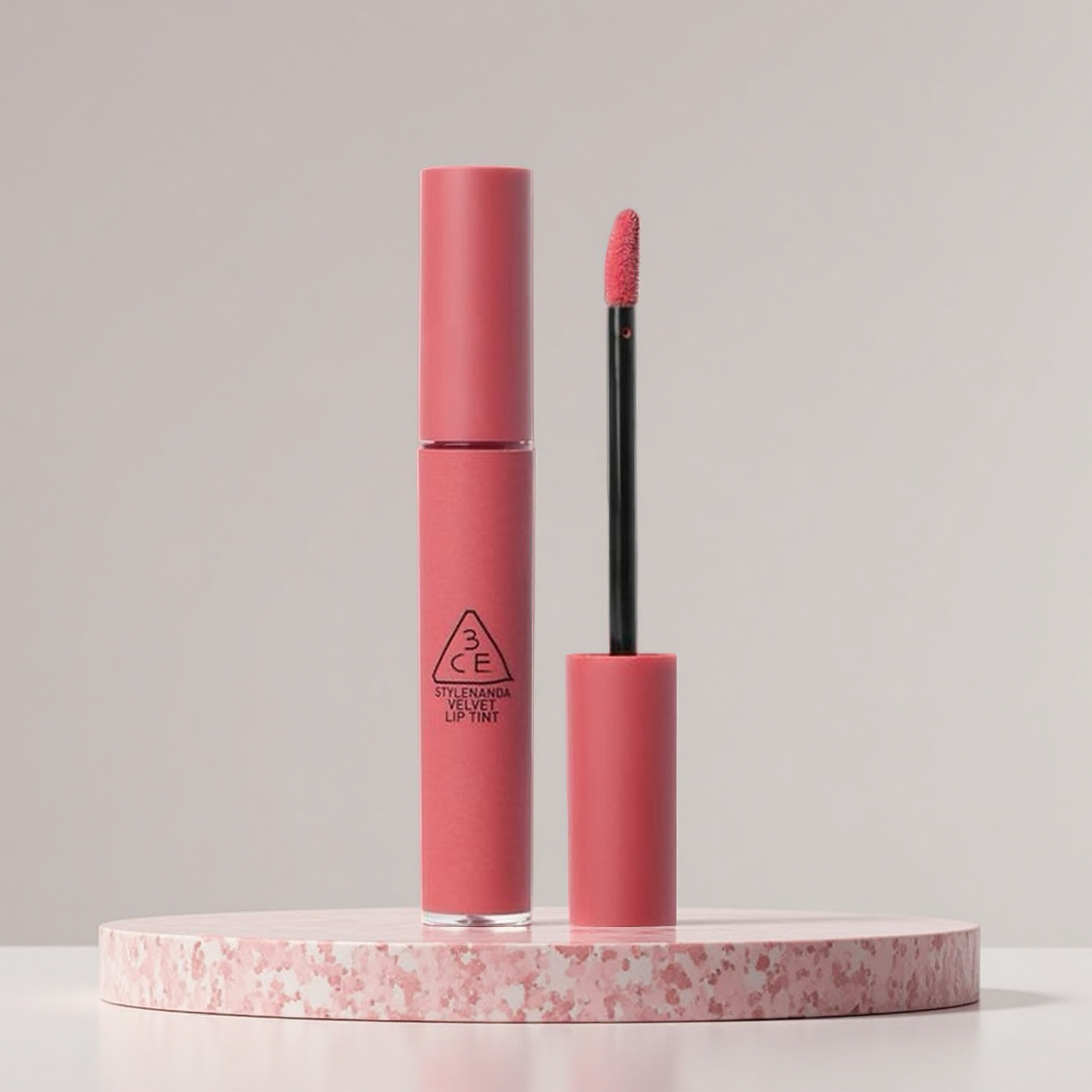 3CE Velvet Lip Tint 絲絨霧面唇釉｜持久不脫色 顯白不顯唇紋